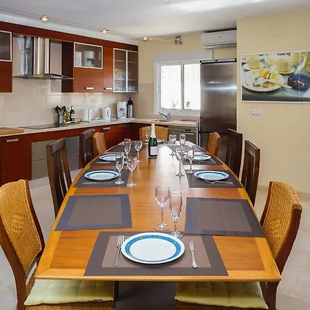 Holiday home Roan De Amberes *